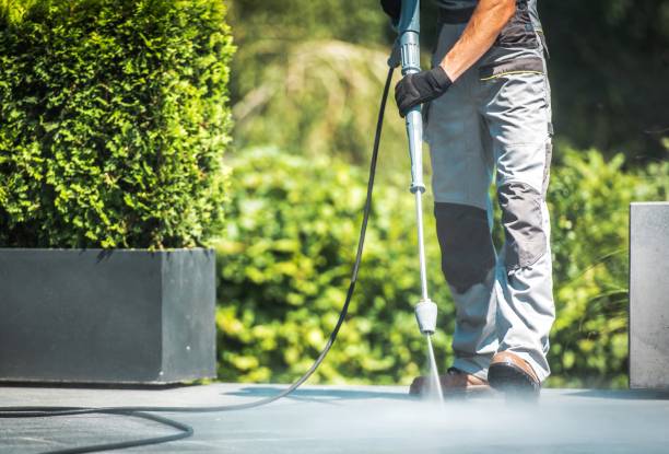 Professional Pressure Washing Services in Lindsay, CA